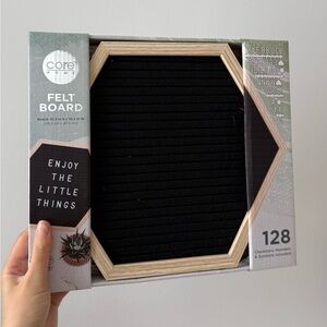 Hexagon Felt Letter Board with Wooden Frame (128 Letters)